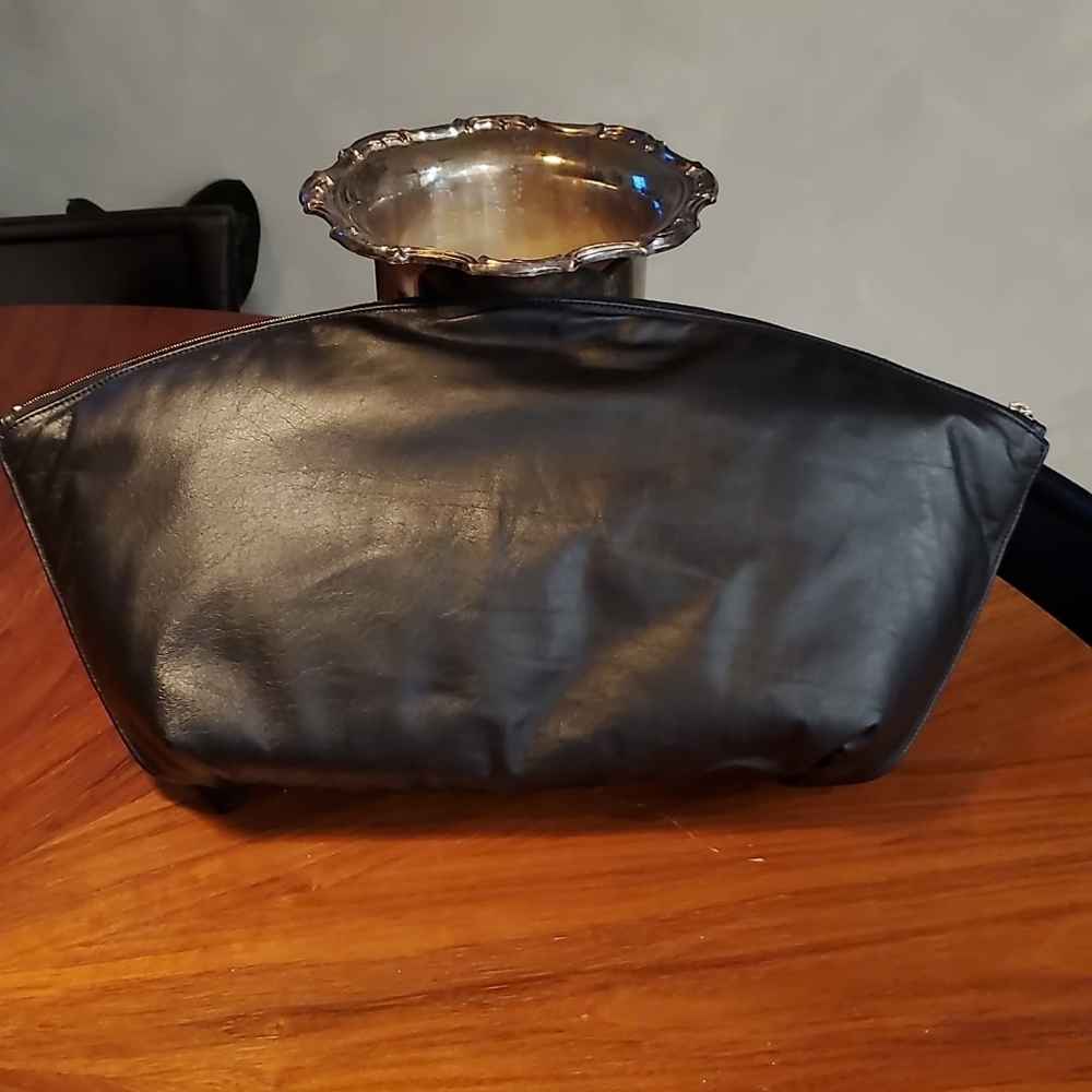 The Row Black Leather XL Dante Clutch Bag - Picture 2 of 6